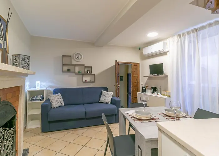 A Due Passi Dal Tremezzo